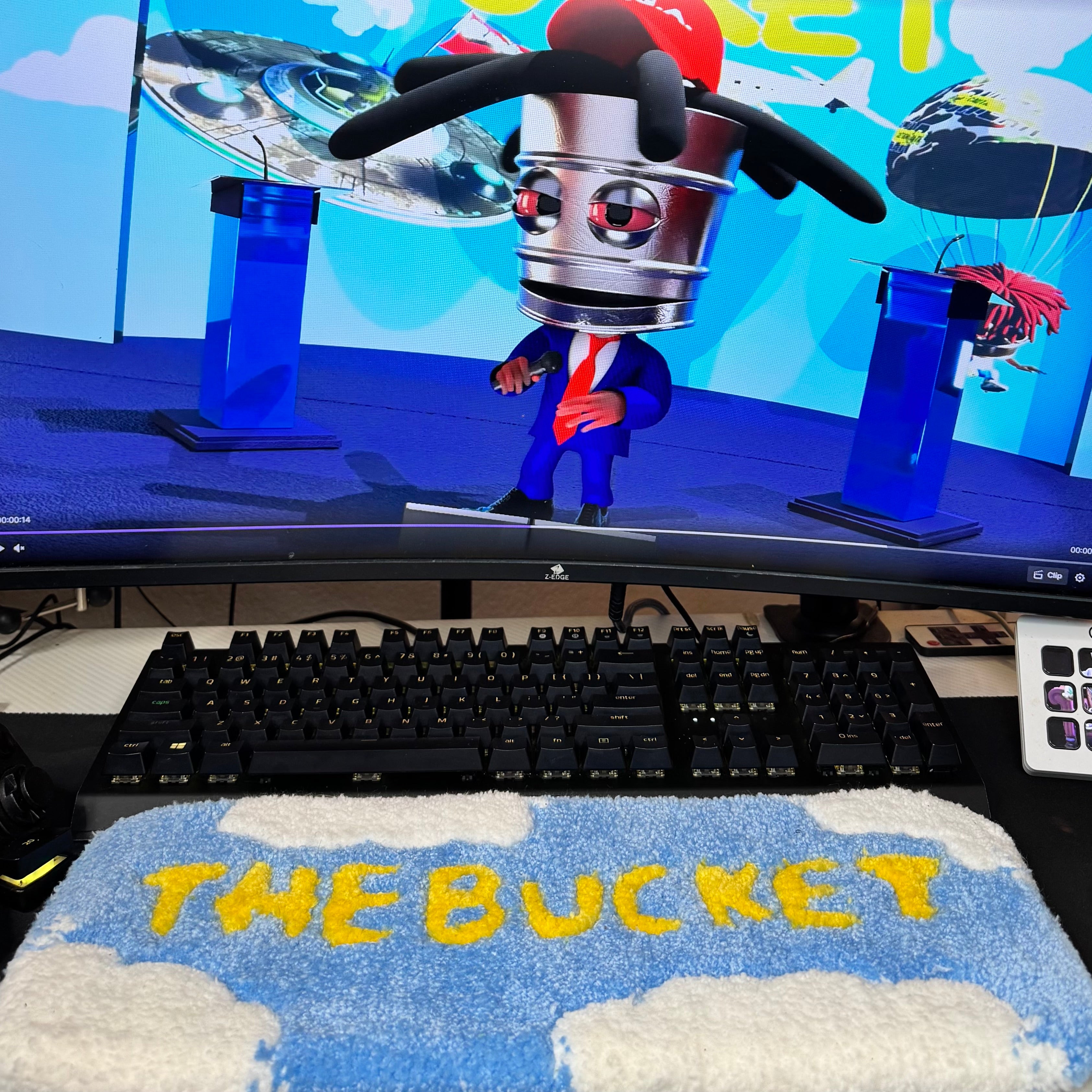 The bucket keyboard rug - ( MINI SIZE ) 6” x 15”